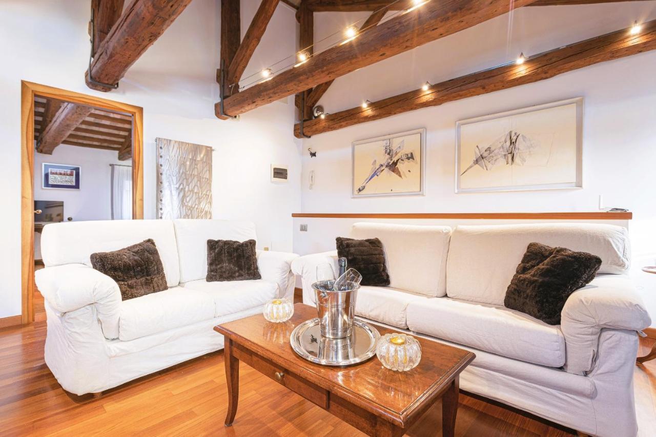 ヴェネツィアSan Marco Luxury Loft With Terraceアパートメント エクステリア 写真